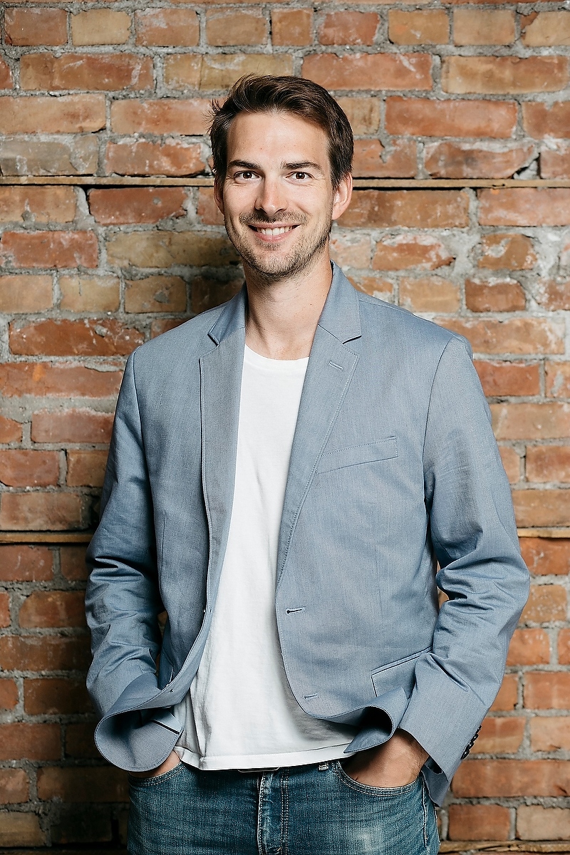 Editorial portrait by David Stobbe