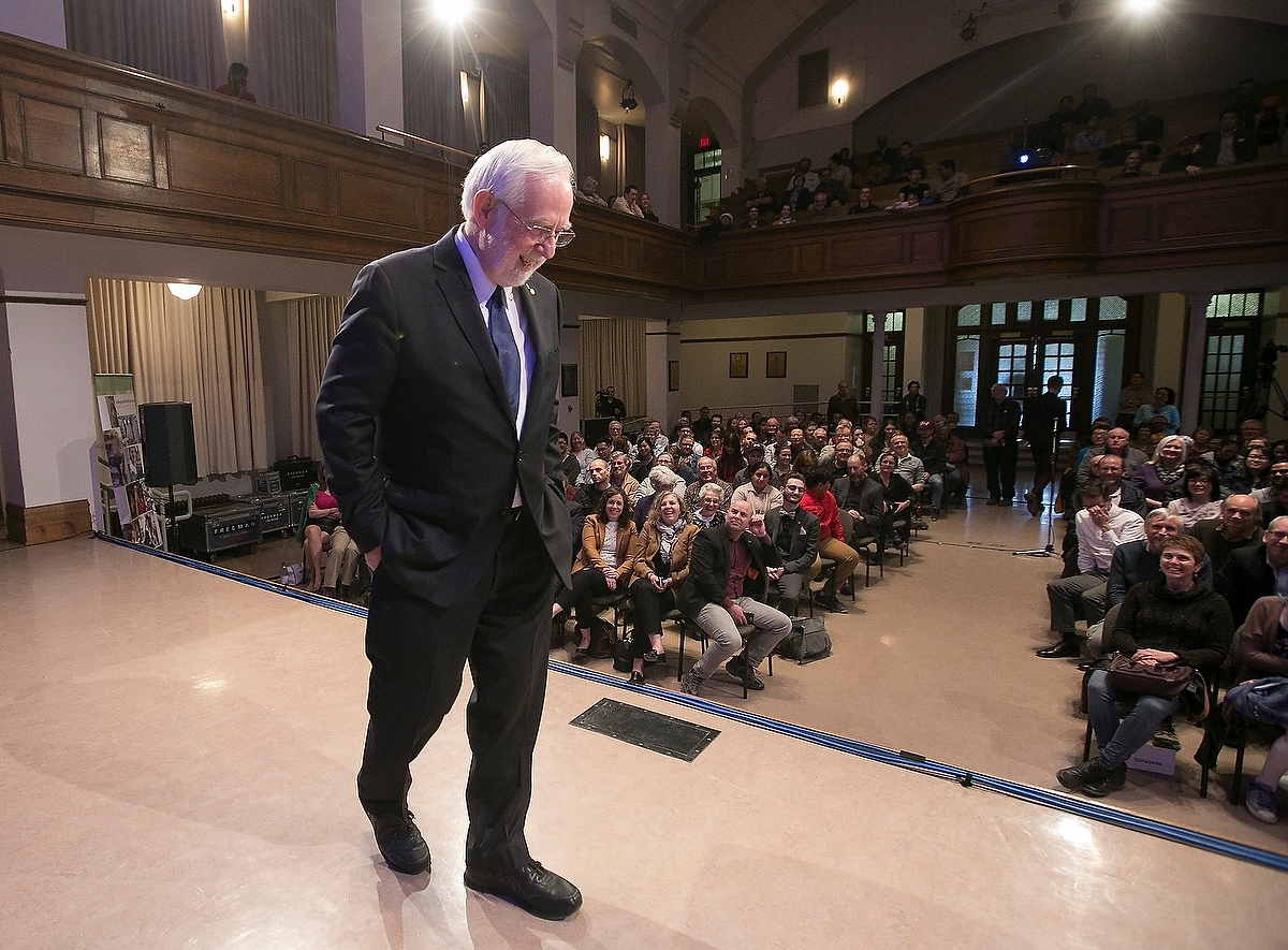 Event coverage photographed by David Stobbe